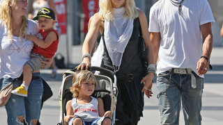 The Street Is A Fashion Runway For Gwen, Gavin & The Kids